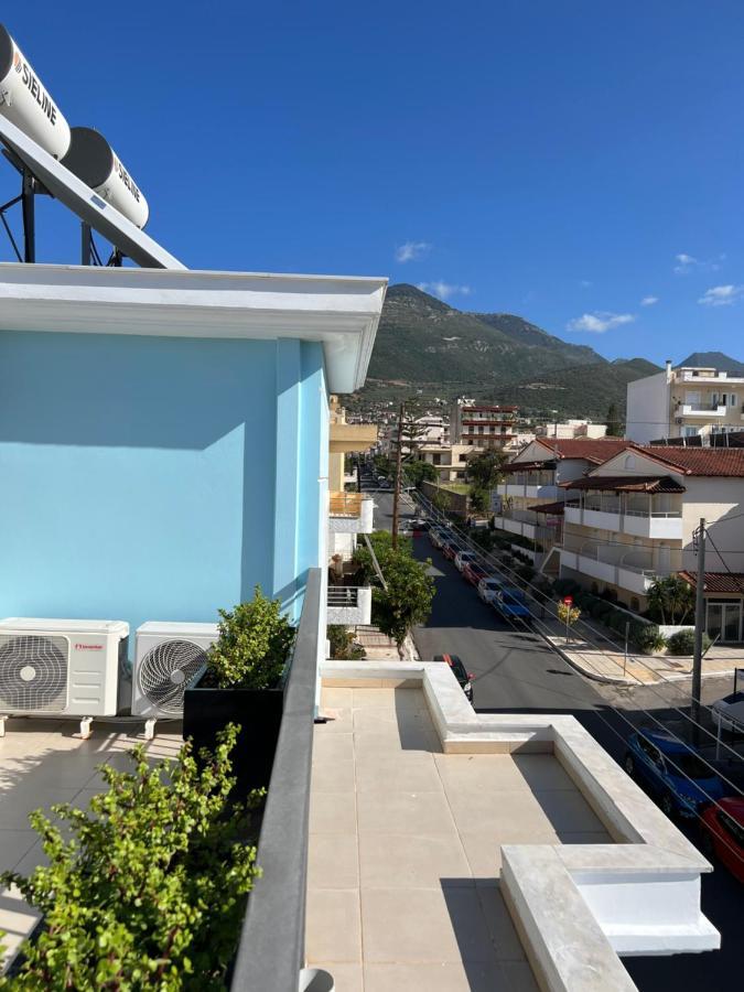 Magical Seaside Town Boutique Apts 2 Kyparissia Esterno foto
