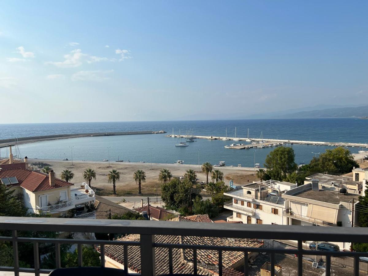 Magical Seaside Town Boutique Apts 2 Kyparissia Esterno foto