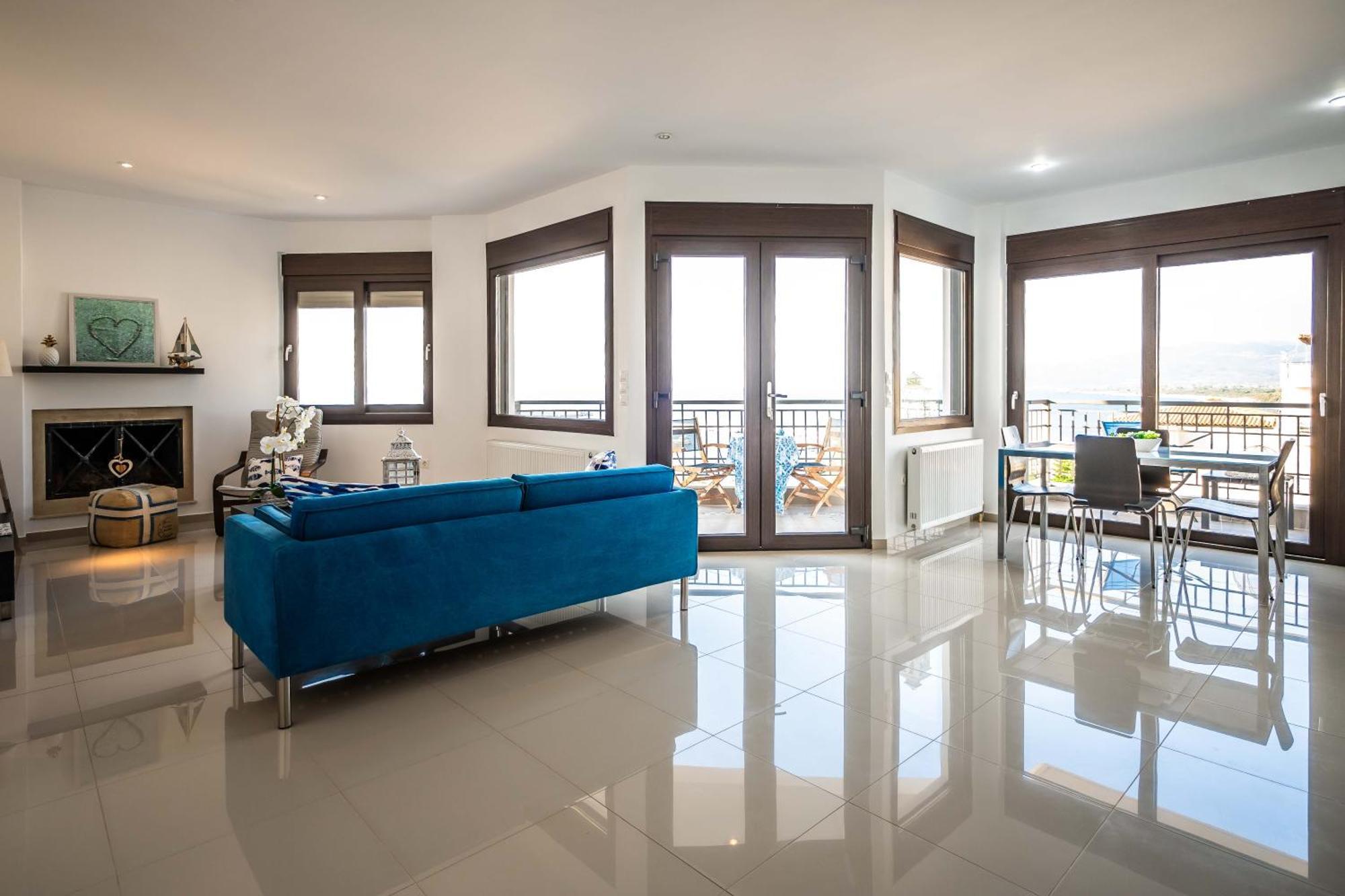 Appartamento Magical Seaside Town Boutique Apts 2 Kyparissia Esterno foto